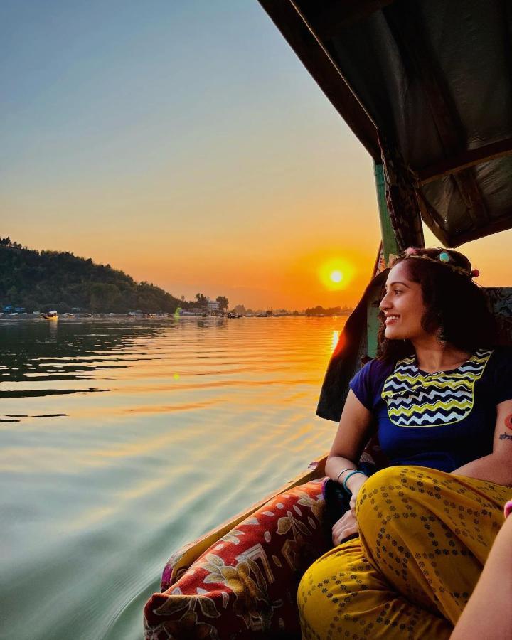 Lala Rukh Group Of Houseboats Srinagar (Jammu and Kashmir) Exterior photo