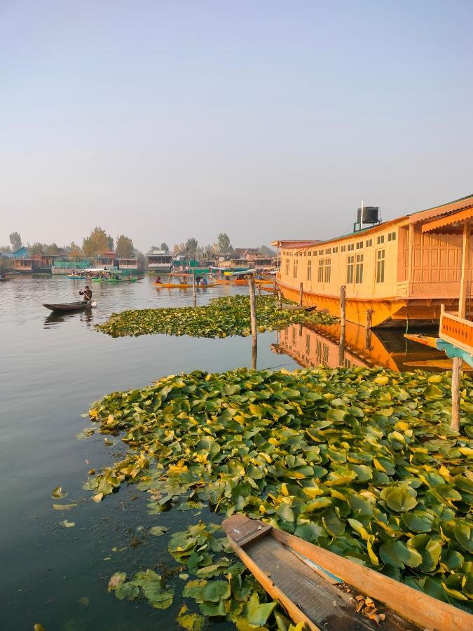 Lala Rukh Group Of Houseboats Srinagar (Jammu and Kashmir) Exterior photo