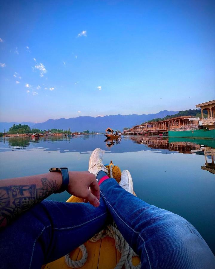Lala Rukh Group Of Houseboats Srinagar (Jammu and Kashmir) Exterior photo