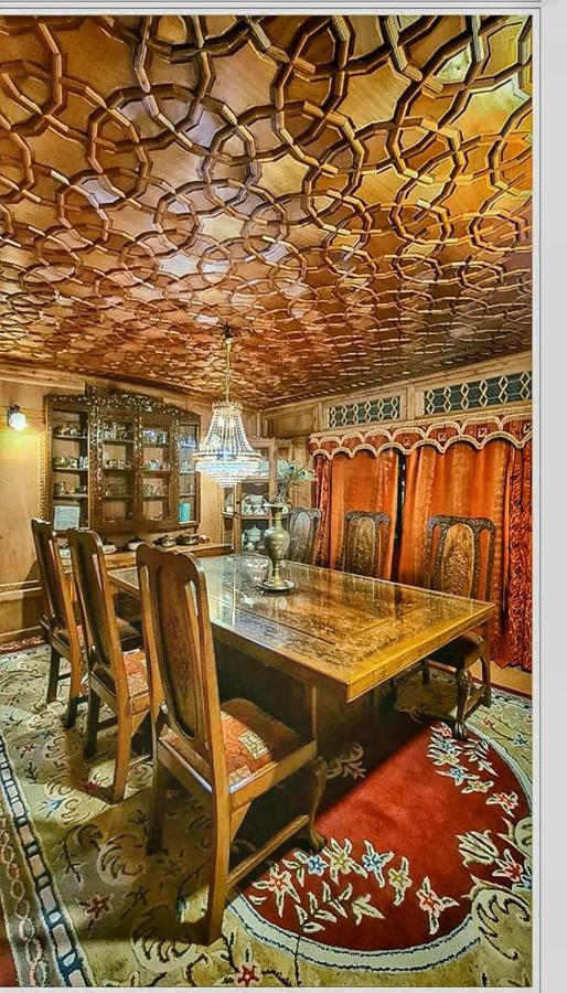 Lala Rukh Group Of Houseboats Srinagar (Jammu and Kashmir) Exterior photo