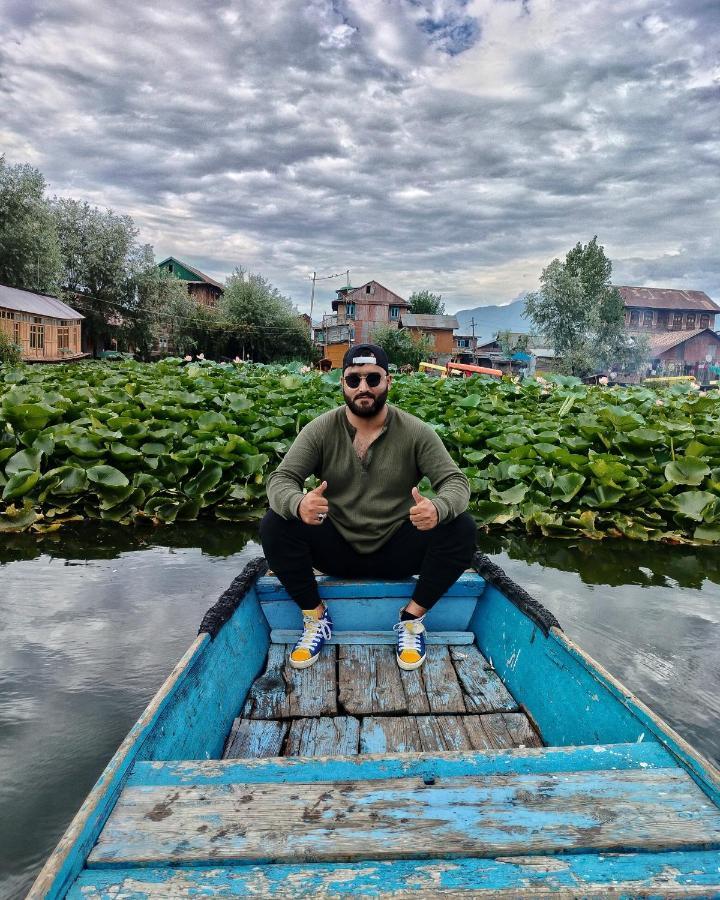 Lala Rukh Group Of Houseboats Srinagar (Jammu and Kashmir) Exterior photo