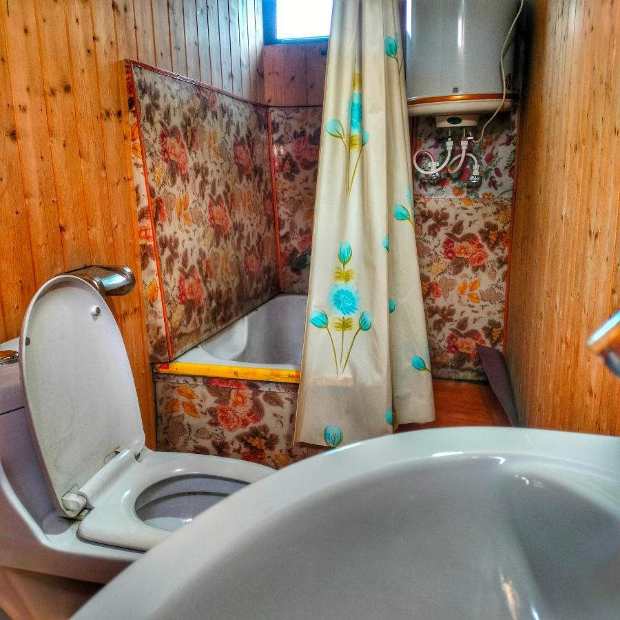 Lala Rukh Group Of Houseboats Srinagar (Jammu and Kashmir) Exterior photo