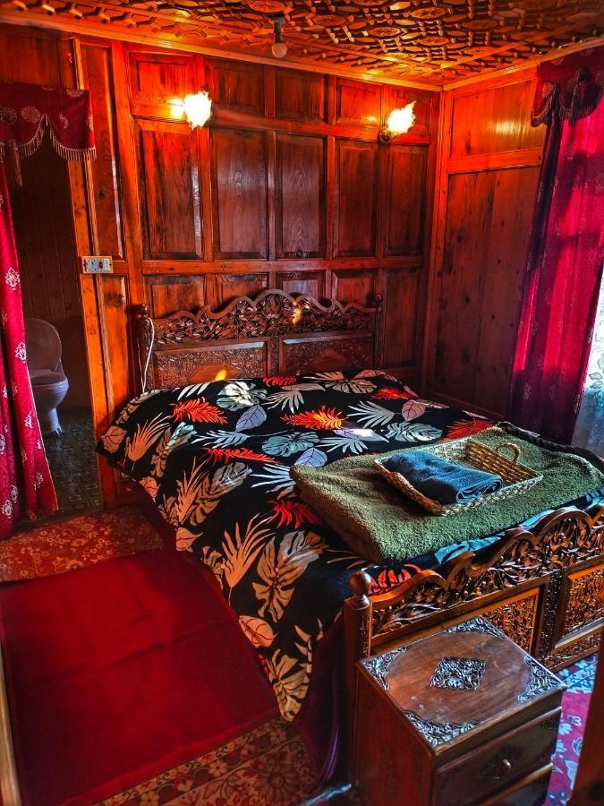 Lala Rukh Group Of Houseboats Srinagar (Jammu and Kashmir) Exterior photo