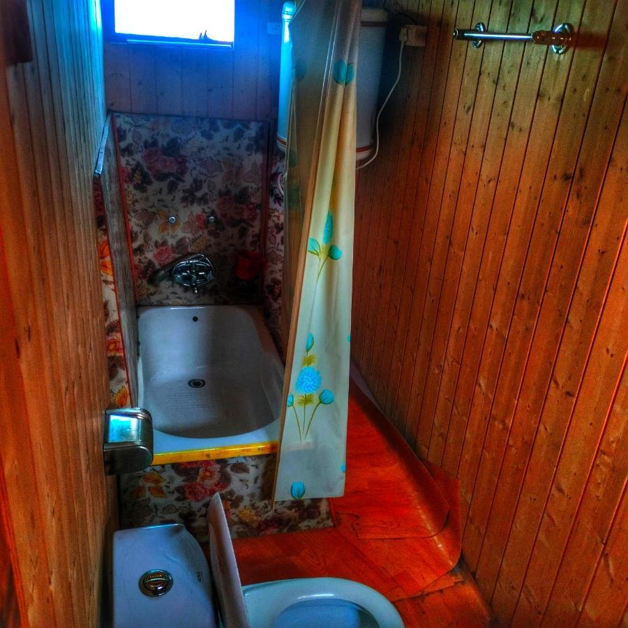 Lala Rukh Group Of Houseboats Srinagar (Jammu and Kashmir) Exterior photo