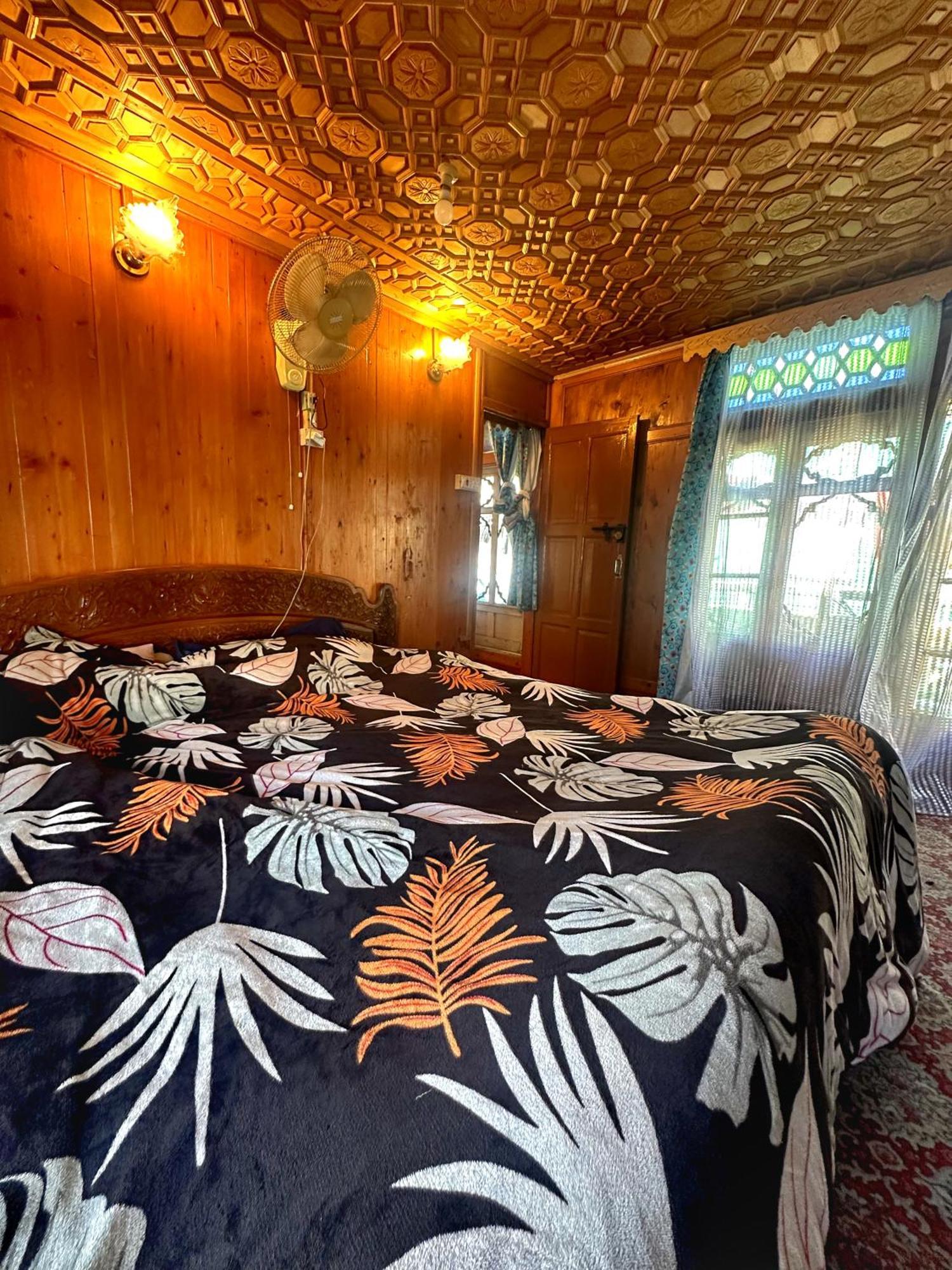 Lala Rukh Group Of Houseboats Srinagar (Jammu and Kashmir) Exterior photo